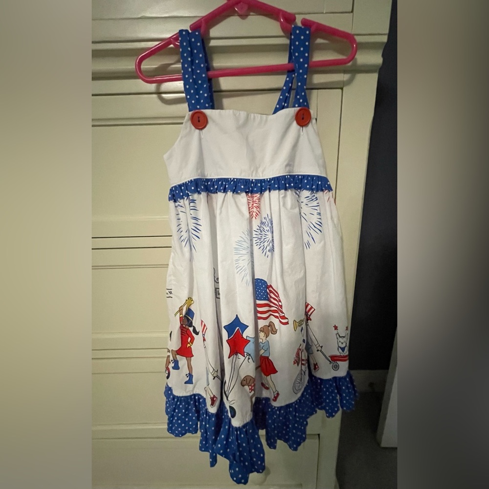 Eleanor Rose dress. Gently worn, never placed in the dryer. No stains, size 5-6